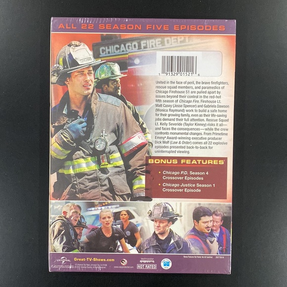 NEW: Chicago Fire - The Complete Fifth Season - Picture 2 of 3